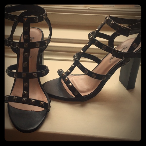 Pierre Dumas Shoes - Studded black shoes